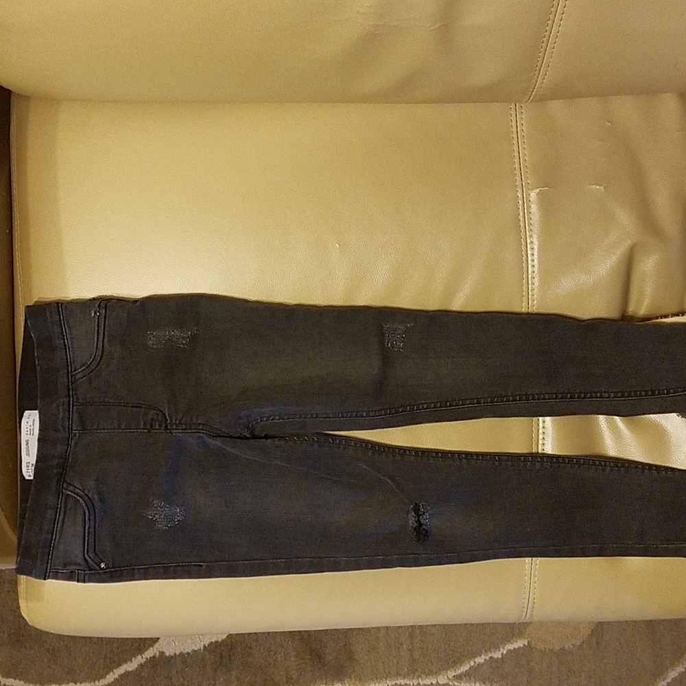 KIDS DENIM & Co. DISTRESSED JEGGINGS 6-7YRS